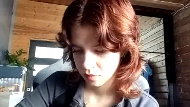 LowkeyIndigo webcam