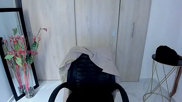 Adele_Sweett webcam
