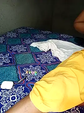 super_bhabhi_indian - Super_bhabhi_Indian's free webcam - UK Sex Cams