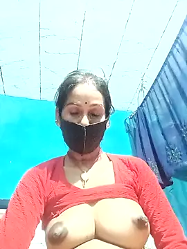 Nandani-758 webcam