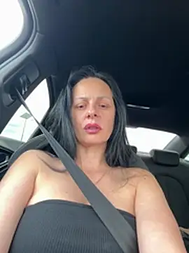 MiriamDelyn webcam