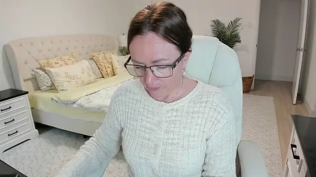 Vika73 webcam