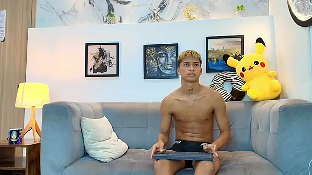 GOLD_BOYS webcam
