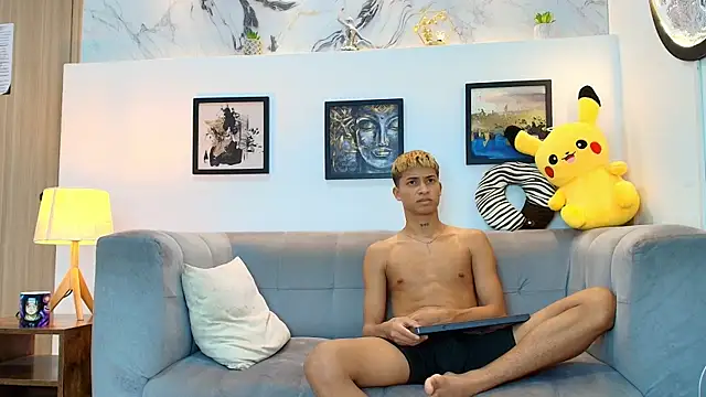 GOLD_BOYS webcam