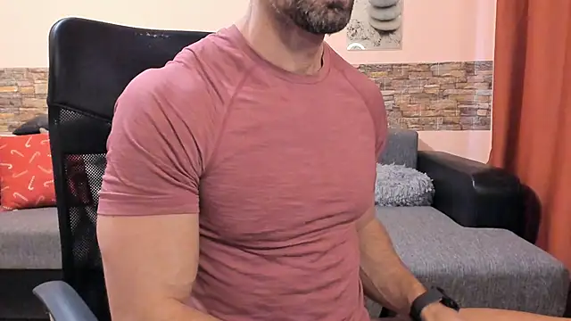 HotHunkTrainer webcam