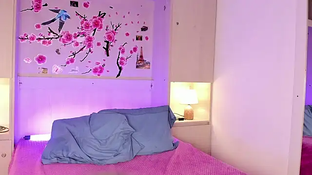 TaylorBloom webcam