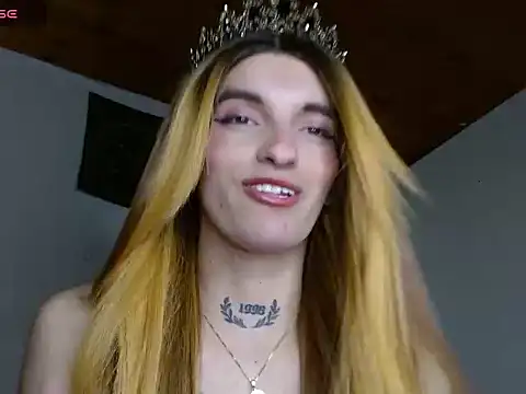Scarlett_crastrawberry webcam