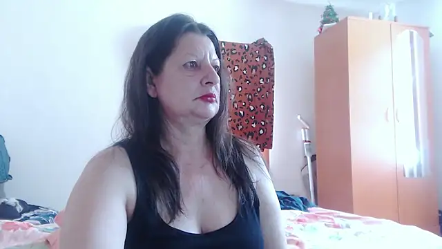 ExtasyMature webcam