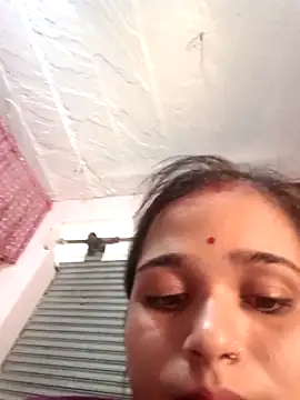 Deepjakolirr webcam