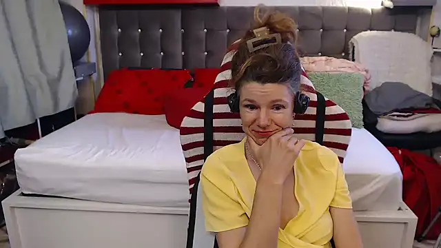 kellyterapy webcam