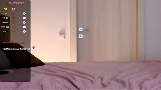 BlushingAngelita webcam