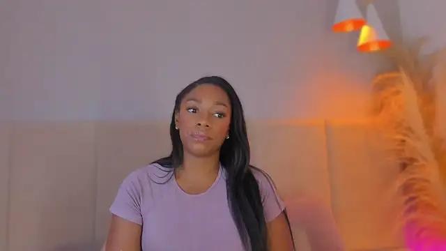 aprilebony_ webcam