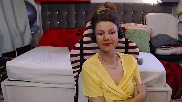 kellyterapy webcam