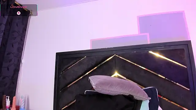 april_jones05 webcam