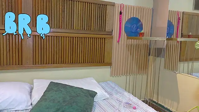 Eli666uwu webcam