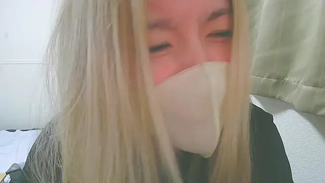 Remi_official webcam