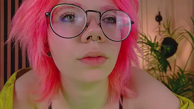 Waifu_Ketrin webcam