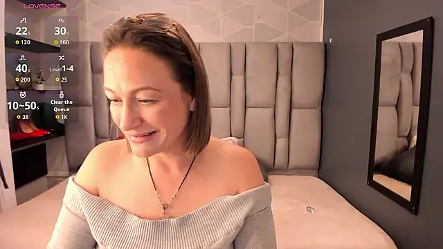Charlot_milf webcam