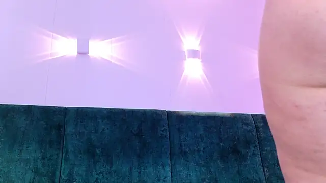 AgathaLynx webcam
