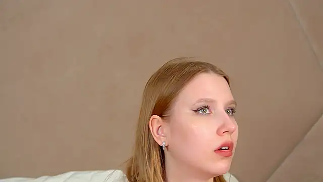 LiliLinn webcam