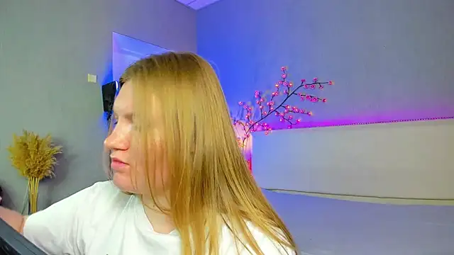 AshleyJoness webcam