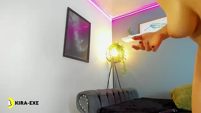 Kira_Exe_ webcam