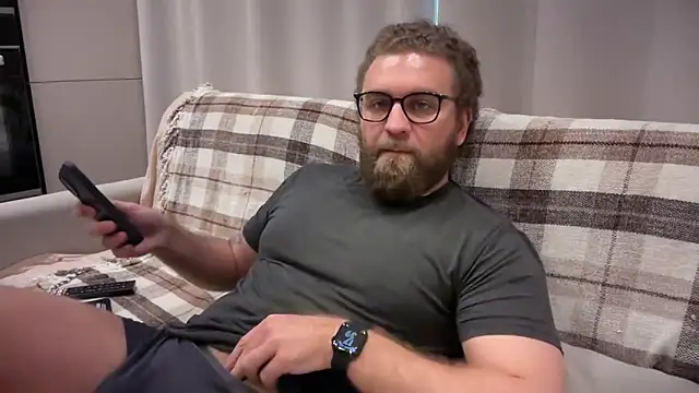 Bear_bear_ webcam
