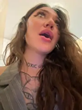 Modèle: SaintSquirt