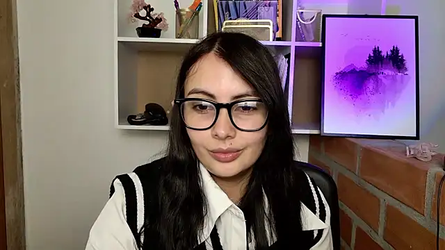 lalawhitte - Lalawhitte's free webcam - UK Sex Cams