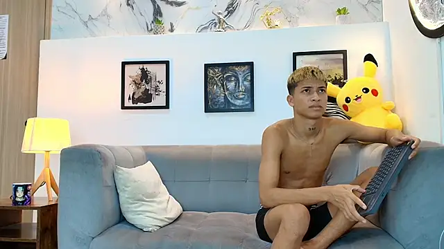 GOLD_BOYS webcam