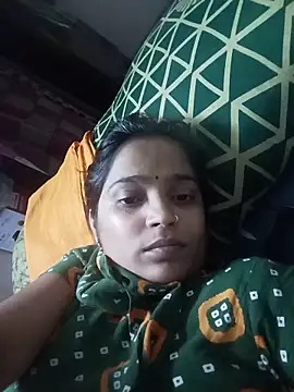 Trisha_71 webcam