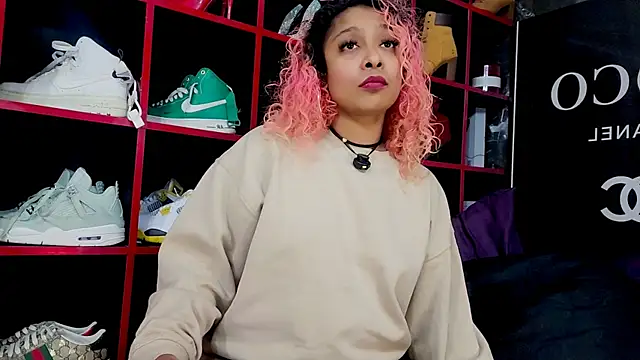 indianbrownie - Indianbrownie's free webcam - UK Sex Cams