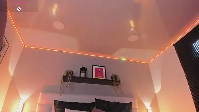 sofi_bakerr webcam