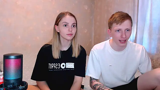 juliaanddima webcam
