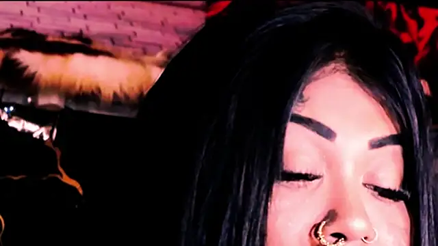 indian_dreamgirl webcam