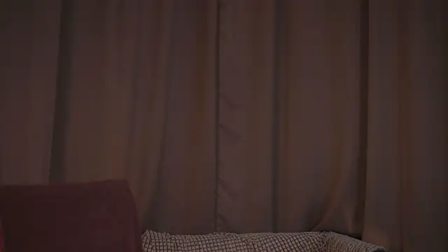 ElaineThomas webcam
