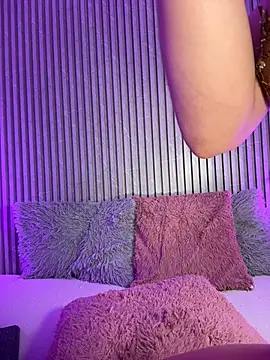 SOPHICOLLINS webcam