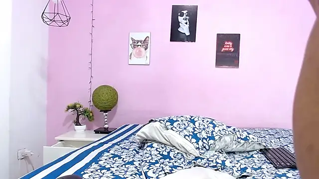 Jules_zzz webcam