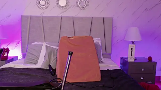Michell_Monet webcam