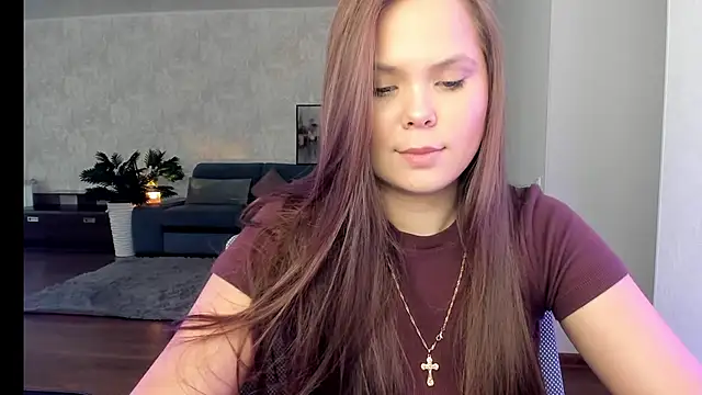 Kira_love_81 webcam