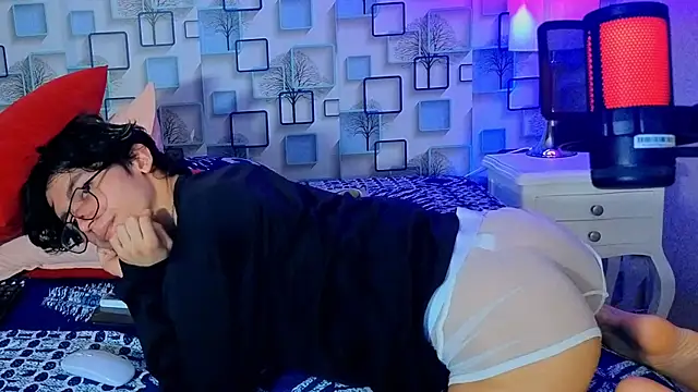 twink_sebas7 - Twink_Sebas7's free webcam - UK Sex Cams