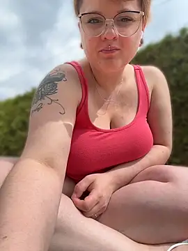 CurvesNChaos