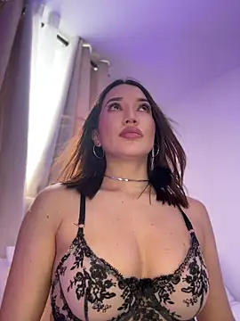 Bella-taylorr webcam