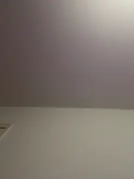 nikki_trans_fun webcam