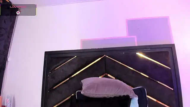 april_jones05 webcam
