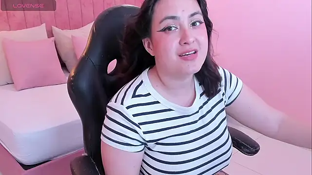 lilaa_sky webcam
