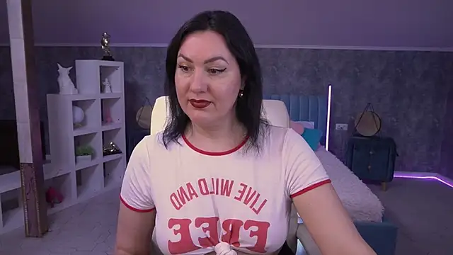 VelvetLuck webcam