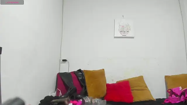 tiharaladys webcam