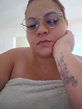 carola_hotwife