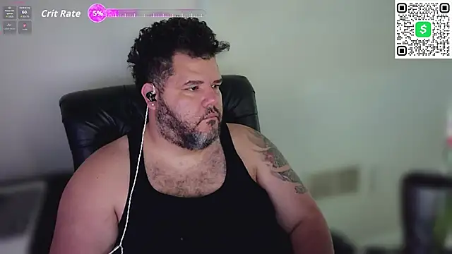 HotDominicanCum webcam